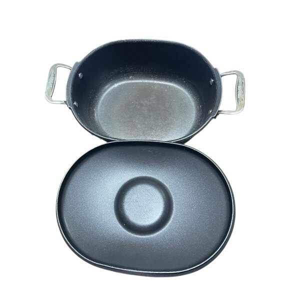 ALL-CLAD 6.5qt / 6.2l Dutch Oven Nonstick Cast Aluminum w/ Lid - Picture 4 of 4